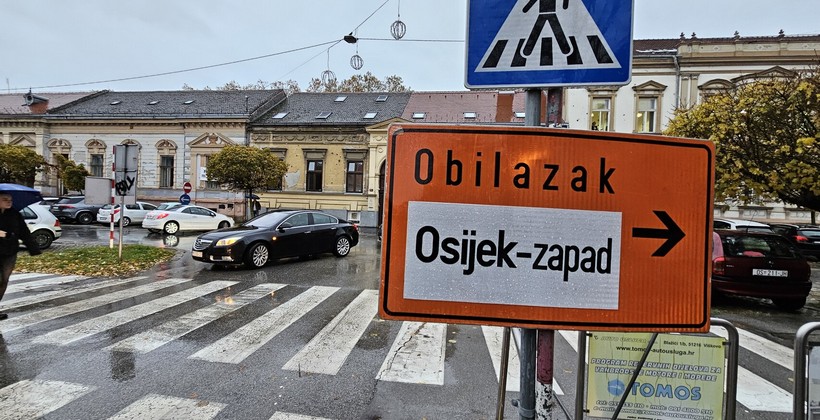 U Radićevoj su jutros mnogi vozači bili zbunjeni